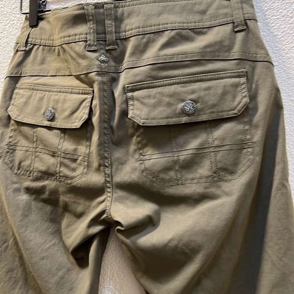 PrAna Halle Pant size 4 in dark olive green womens button is off but attached - Picture 8 of 11
